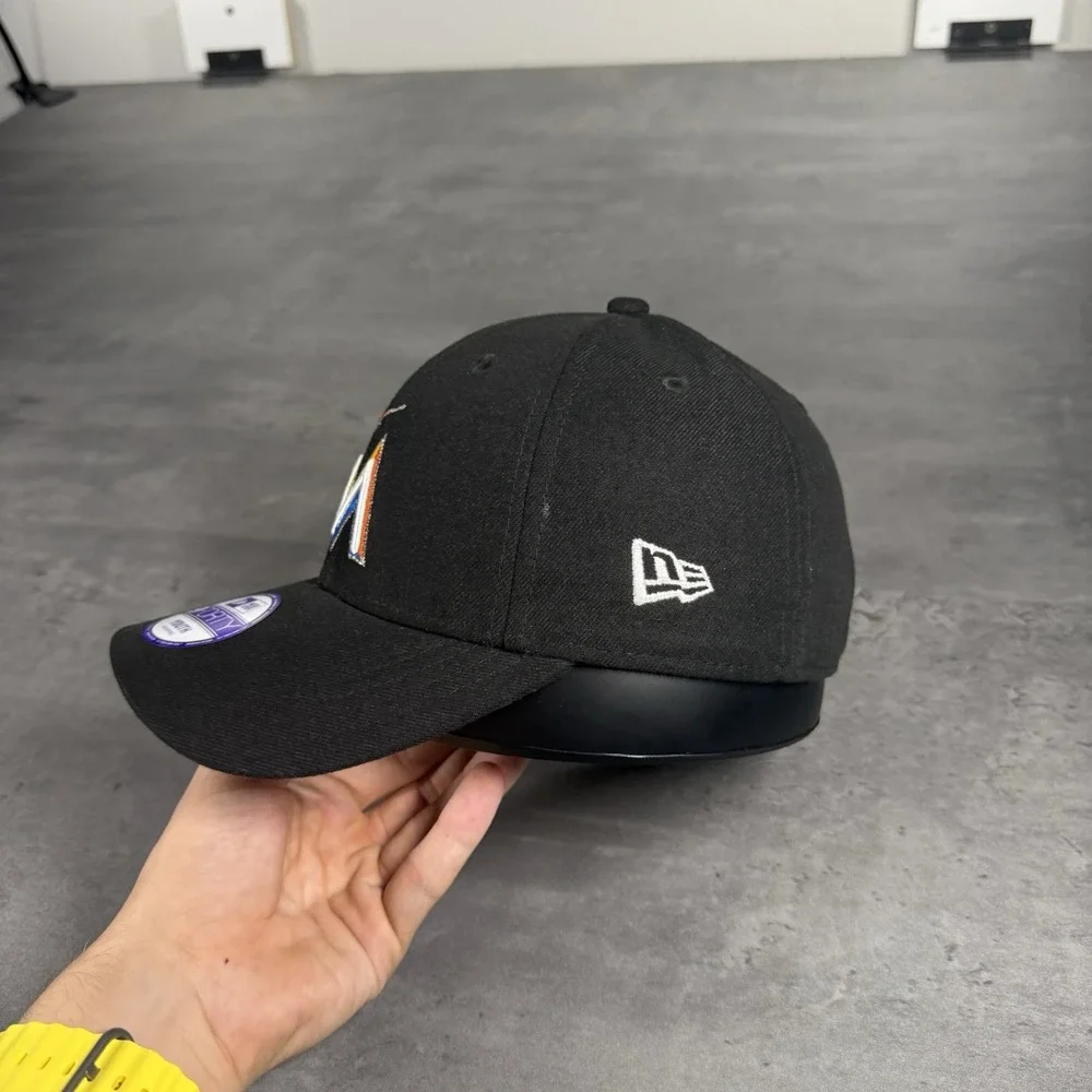 Miami Marlins Hat New‎ Era Cap Black Youth Kids 9Forty Adjustable Strapback MLB
